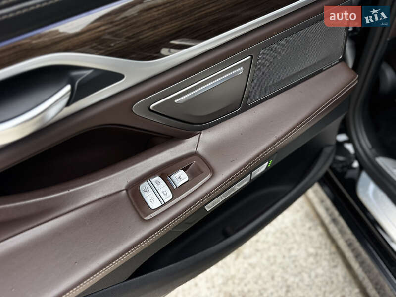 Седан BMW 7 Series 2016 в Житомирі фото 47 Седан BMW 7 Series 2016 в Житомирі