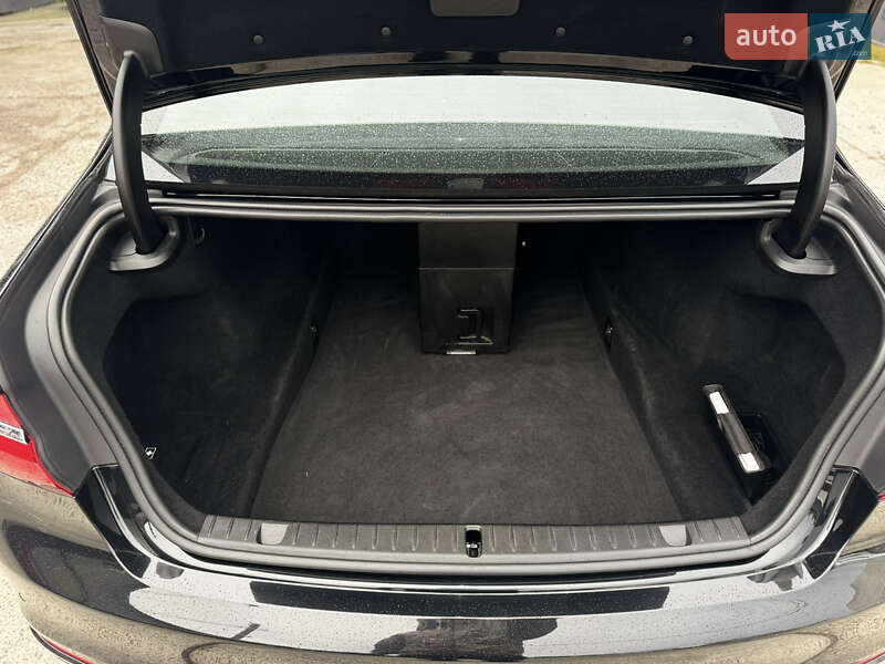 Седан BMW 7 Series 2016 в Житомирі фото 64 Седан BMW 7 Series 2016 в Житомирі