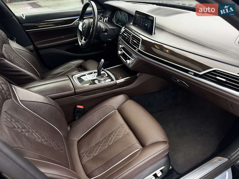 Седан BMW 7 Series 2016 в Житомирі фото 86 Седан BMW 7 Series 2016 в Житомирі