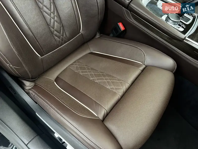 BMW 7 Series 2016 VIN WBA7F2101HG781294 фото оголошення 88 з 152