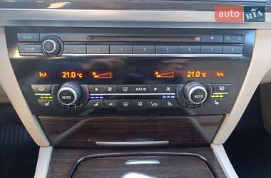 Седан BMW 7 Series 2010 в 
