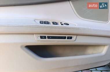 Седан BMW 7 Series 2010 в 