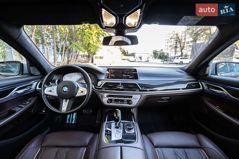 Седан BMW 7 Series 2022 в Києві
