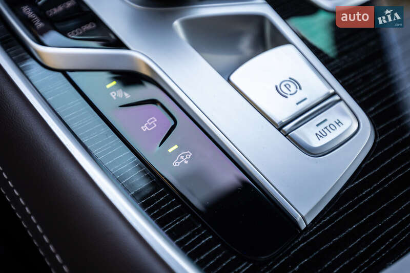 Седан BMW 7 Series 2022 в Києві