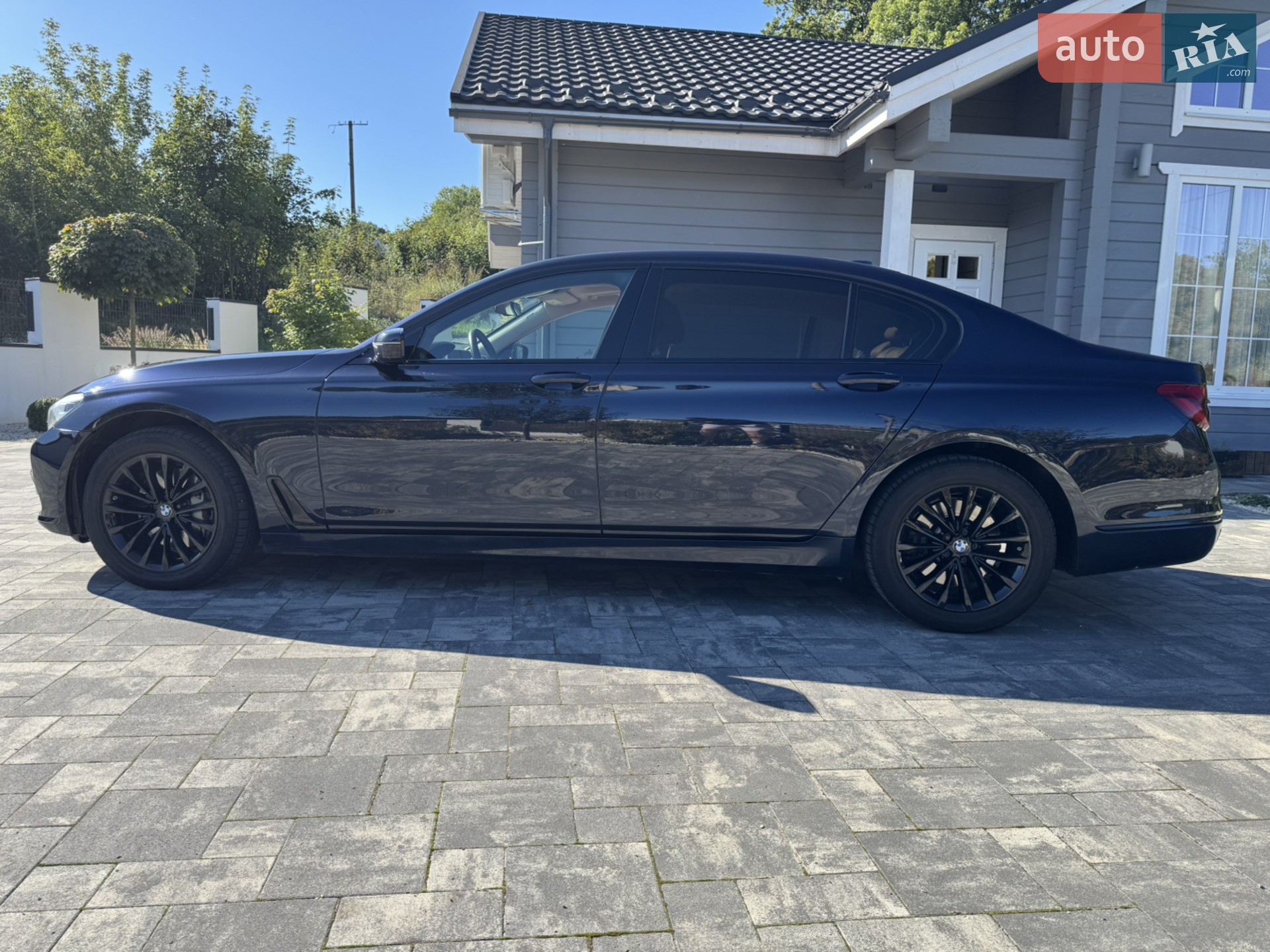 2016 BMW 7er - мініатюра 22