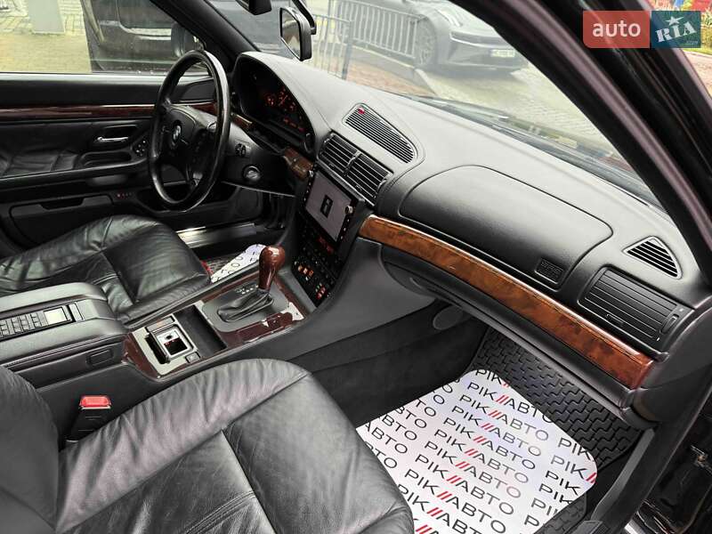 Седан BMW 7 Series 2000 в Львове фото 64 Седан BMW 7 Series 2000 в Львове