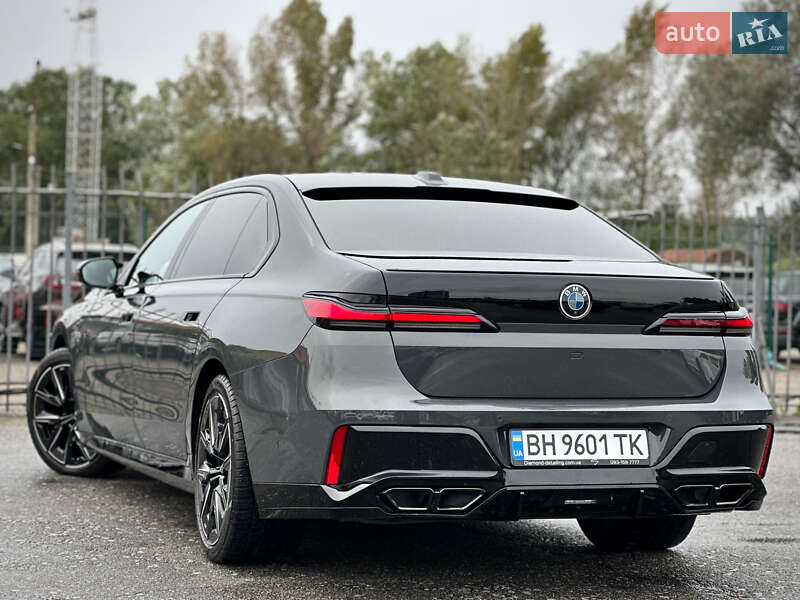 Седан BMW 7 Series 2023 в Києві фото 24 Седан BMW 7 Series 2023 в Києві