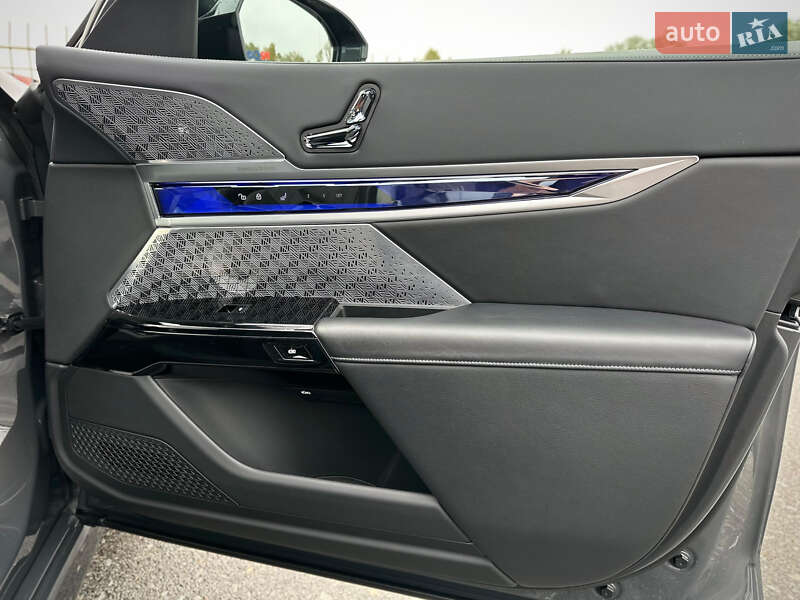 Седан BMW 7 Series 2023 в Києві фото 62 Седан BMW 7 Series 2023 в Києві