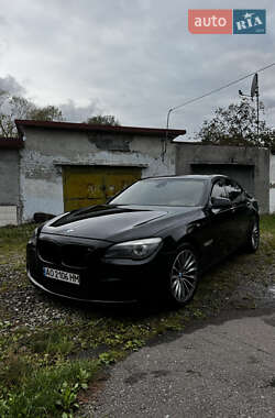Седан BMW 7 Series 2010 в Калуше