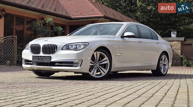 Седан BMW 7 Series 2014 в Мукачево