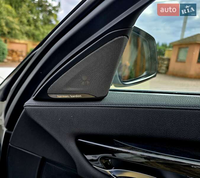 Седан BMW 7 Series 2014 в Мукачево