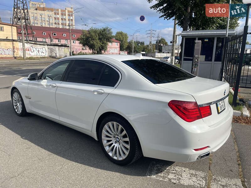 Седан BMW 7 Series 2010 в Киеве фото 4 Седан BMW 7 Series 2010 в Киеве