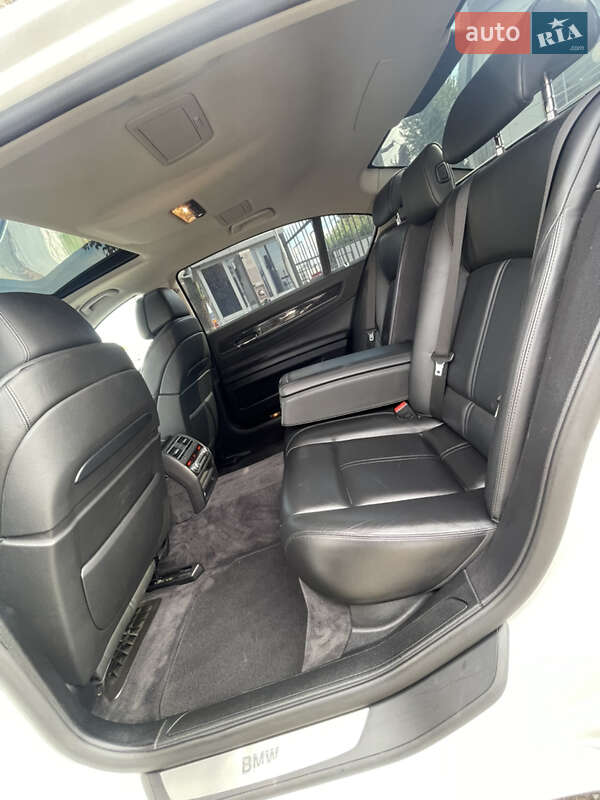 Седан BMW 7 Series 2010 в Киеве фото 15 Седан BMW 7 Series 2010 в Киеве