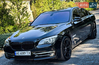 Седан BMW 7 Series 2009 в Дніпрі