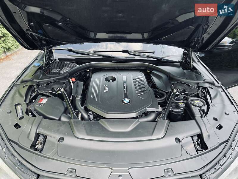 Седан BMW 7 Series 2017 в Запоріжжі