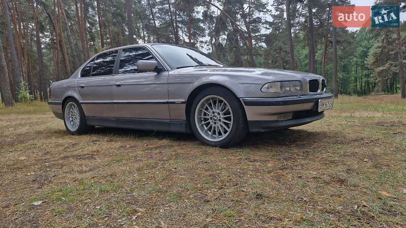 Седан BMW 7 Series 1999 в Ахтырке фото 10 Седан BMW 7 Series 1999 в Ахтырке