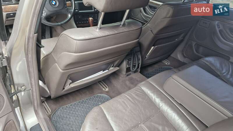 Седан BMW 7 Series 1999 в Ахтырке фото 15 Седан BMW 7 Series 1999 в Ахтырке