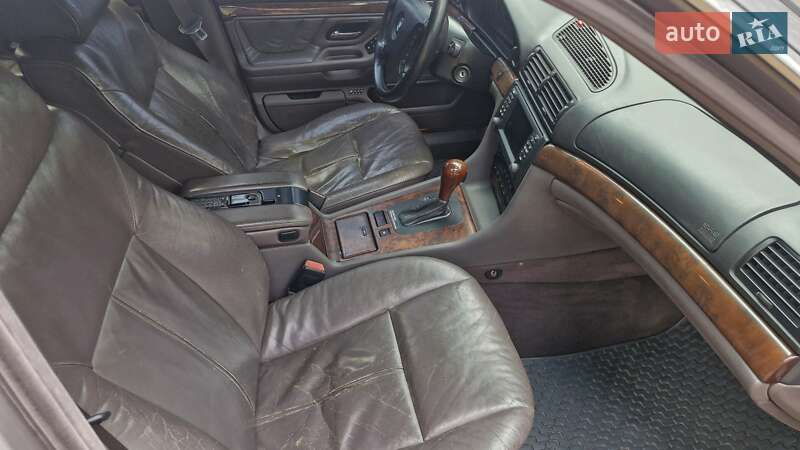 Седан BMW 7 Series 1999 в Ахтырке фото 24 Седан BMW 7 Series 1999 в Ахтырке