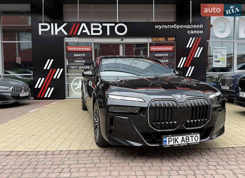 Седан BMW 7 Series 2024 в 