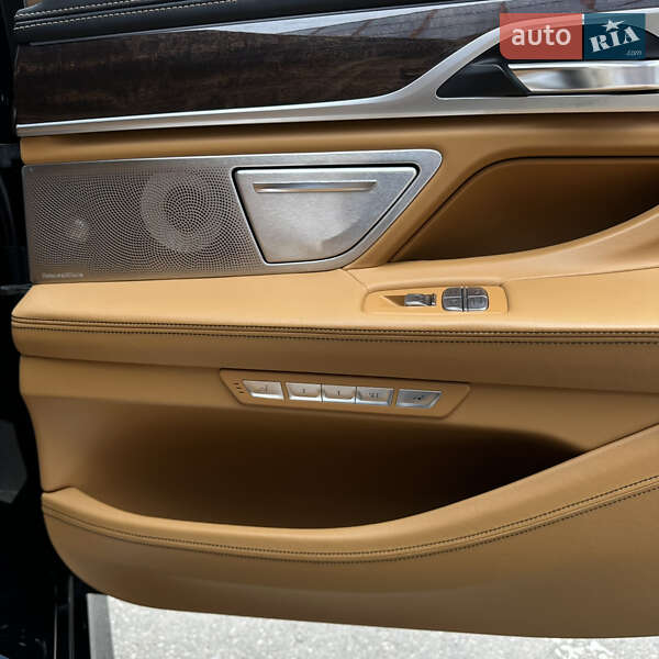 Седан BMW 7 Series 2017 в Харкові