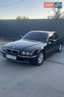 Седан BMW 7 Series 1998 в Котельві