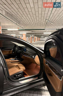 Седан BMW 7 Series 2017 в 