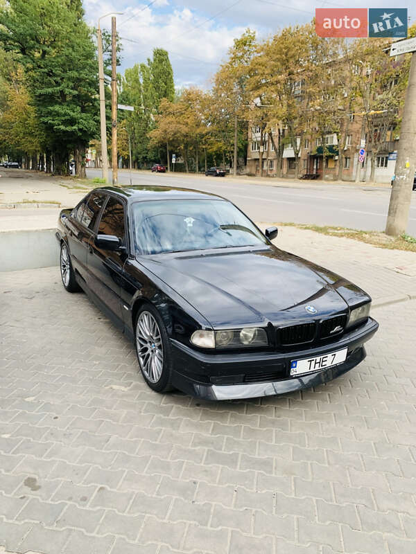 Седан BMW 7 Series 1996 в Днепре
