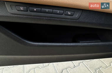 Седан BMW 7 Series 2011 в 