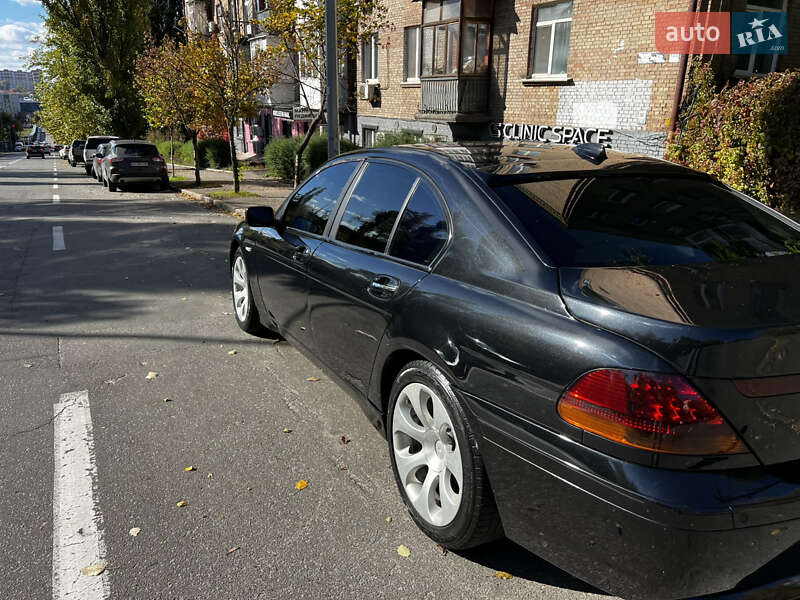 Седан BMW 7 Series 2004 в Києві