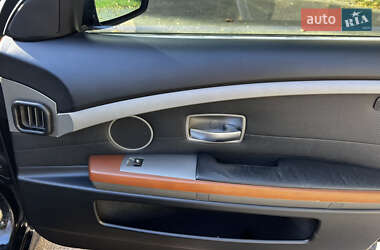 Седан BMW 7 Series 2004 в 