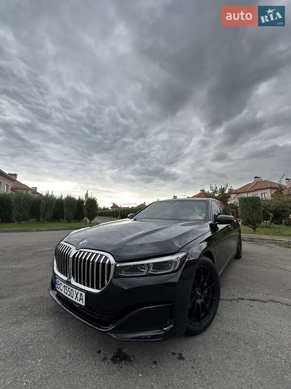 Седан BMW 7 Series 2017 в Шептицькому