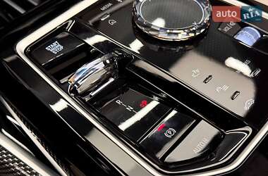 Седан BMW 7 Series 2025 в 