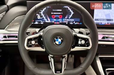 Седан BMW 7 Series 2025 в 