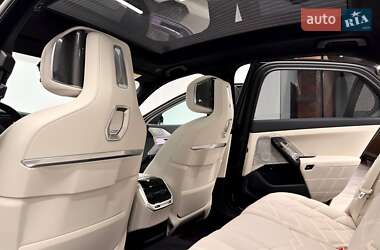 Седан BMW 7 Series 2025 в 
