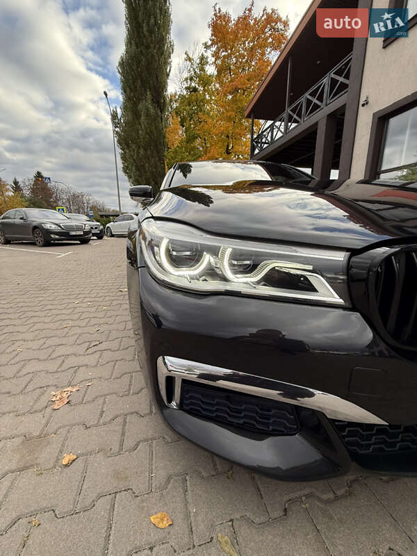 Седан BMW 7 Series 2015 в Киеве