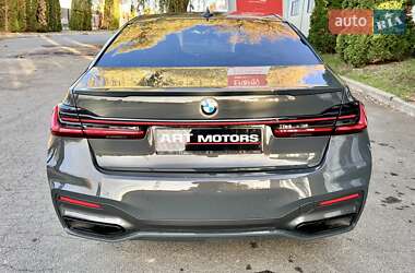 Седан BMW 7 Series 2022 в 