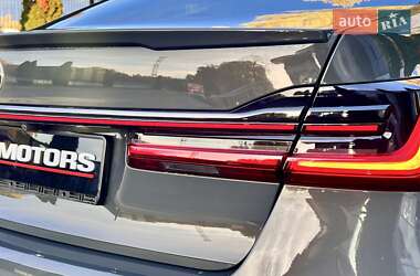 Седан BMW 7 Series 2022 в 