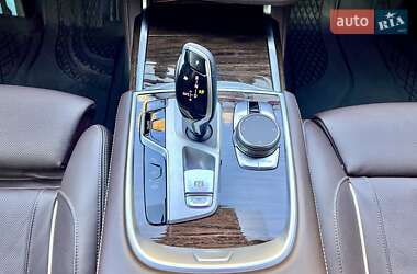 Седан BMW 7 Series 2022 в 