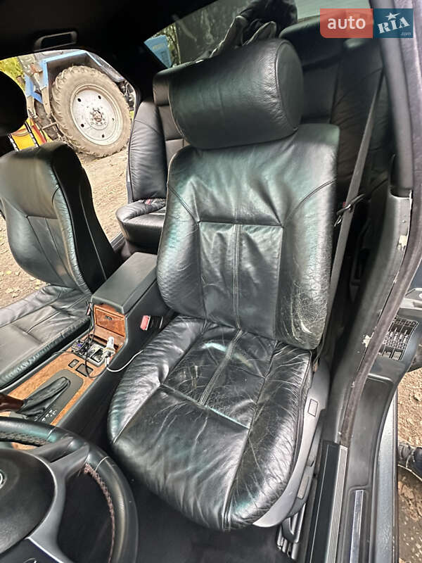 Седан BMW 7 Series 2000 в Черновцах