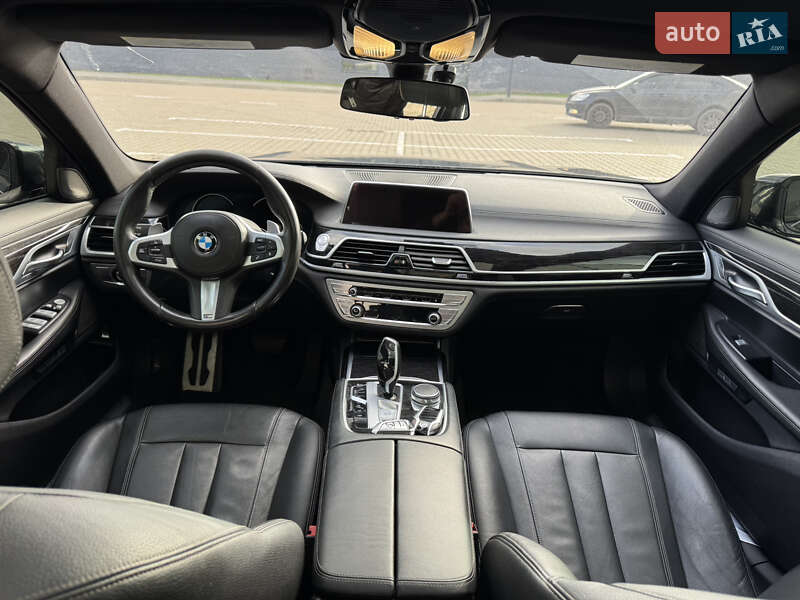 Седан BMW 7 Series 2016 в Ивано-Франковске