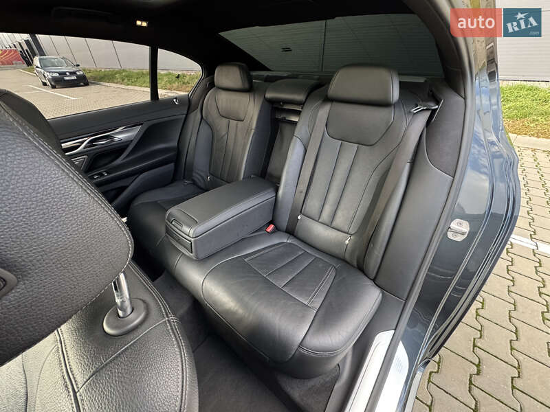 Седан BMW 7 Series 2016 в Ивано-Франковске