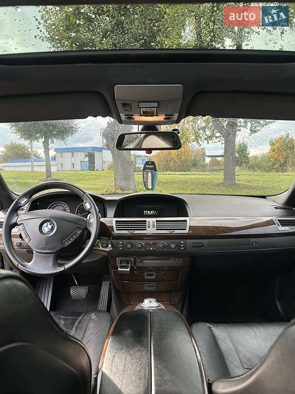 Седан BMW 7 Series 2003 в Радивилове