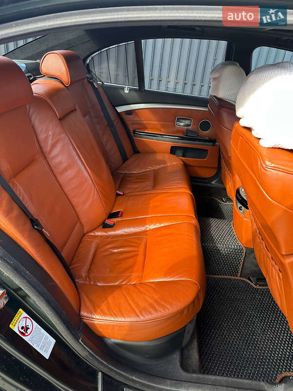 Седан BMW 7 Series 2005 в Долине фото 19 Седан BMW 7 Series 2005 в Долине