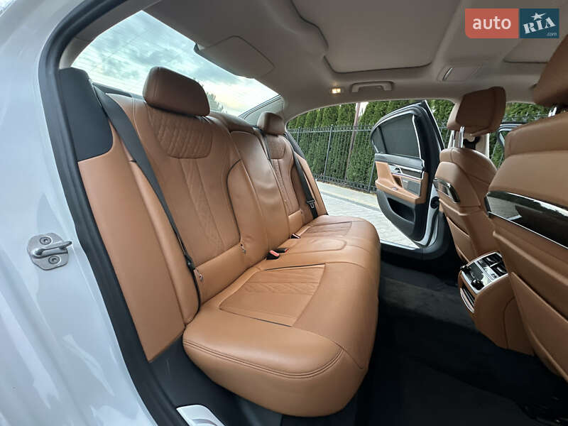 Седан BMW 7 Series 2017 в Одесі