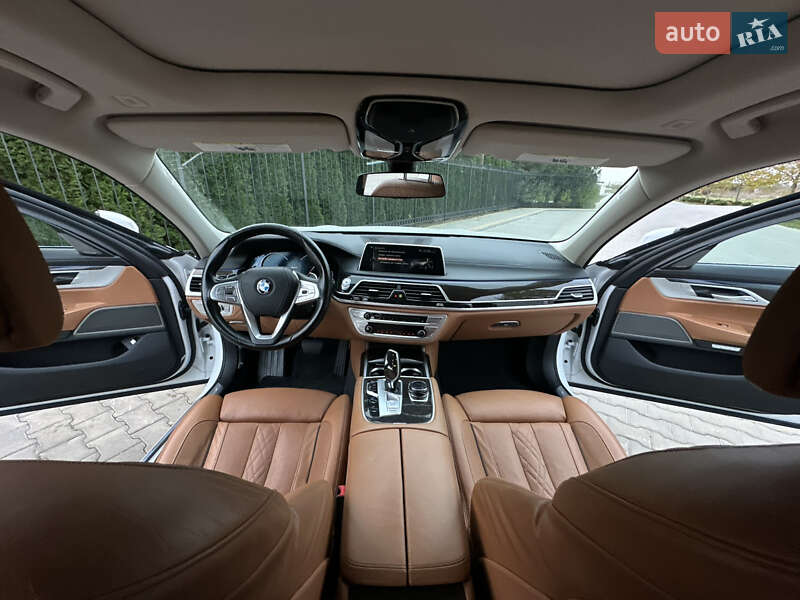 Седан BMW 7 Series 2017 в Одесі