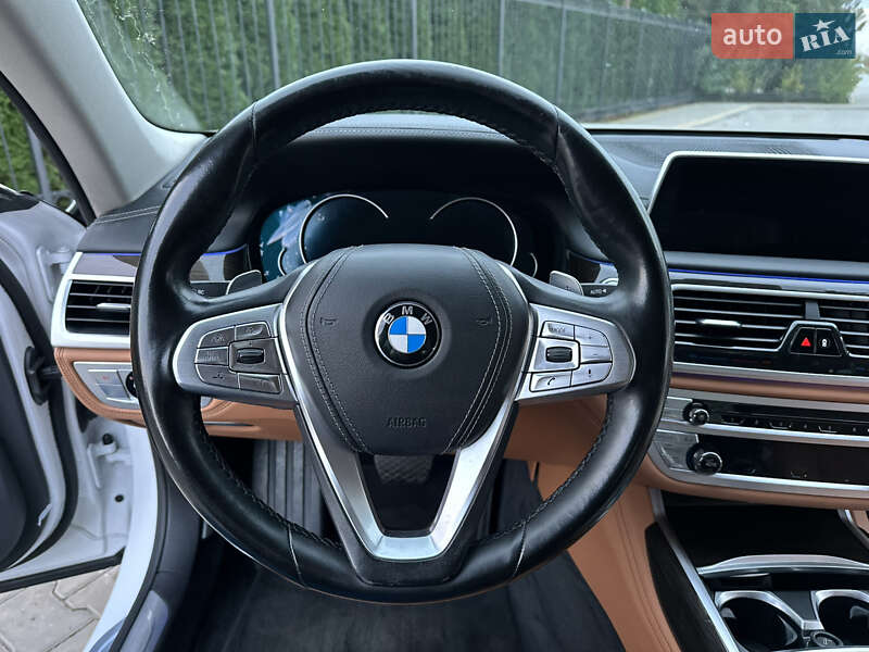 Седан BMW 7 Series 2017 в Одесі