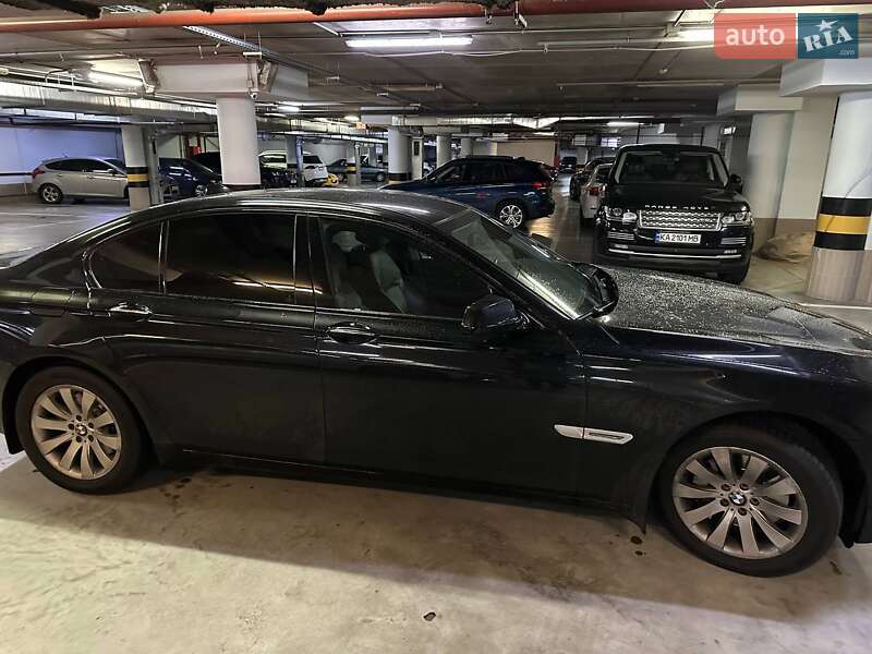 Седан BMW 7 Series 2009 в Киеве