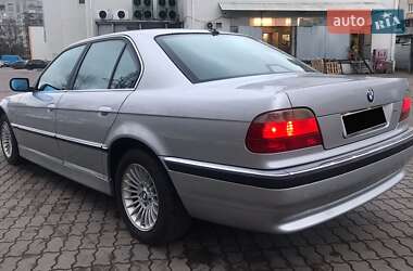 Седан BMW 7 Series 2001 в Львове