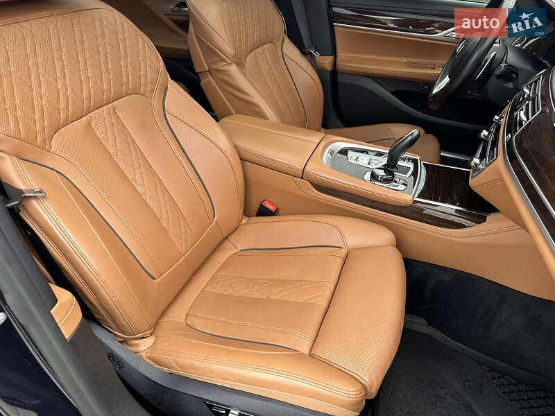 Седан BMW 7 Series 2019 в Хмельницком фото 61 Седан BMW 7 Series 2019 в Хмельницком