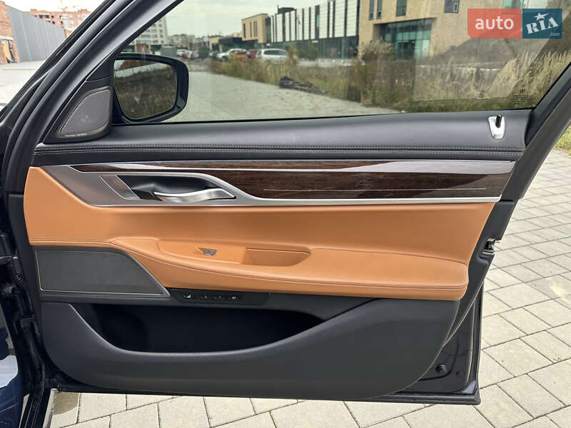 Седан BMW 7 Series 2019 в Хмельницком фото 65 Седан BMW 7 Series 2019 в Хмельницком